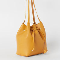Bucket bag