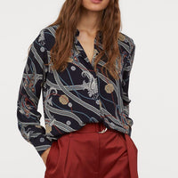 Long-sleeved blouse