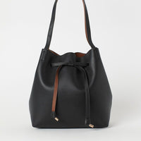 Bucket bag